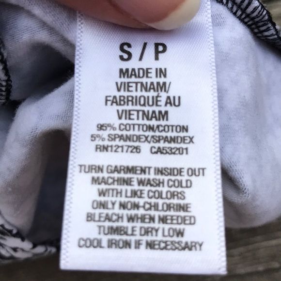 💫4/30 AEROPOSTALE Floral Stretchy Crop Top - Picture 9 of 9